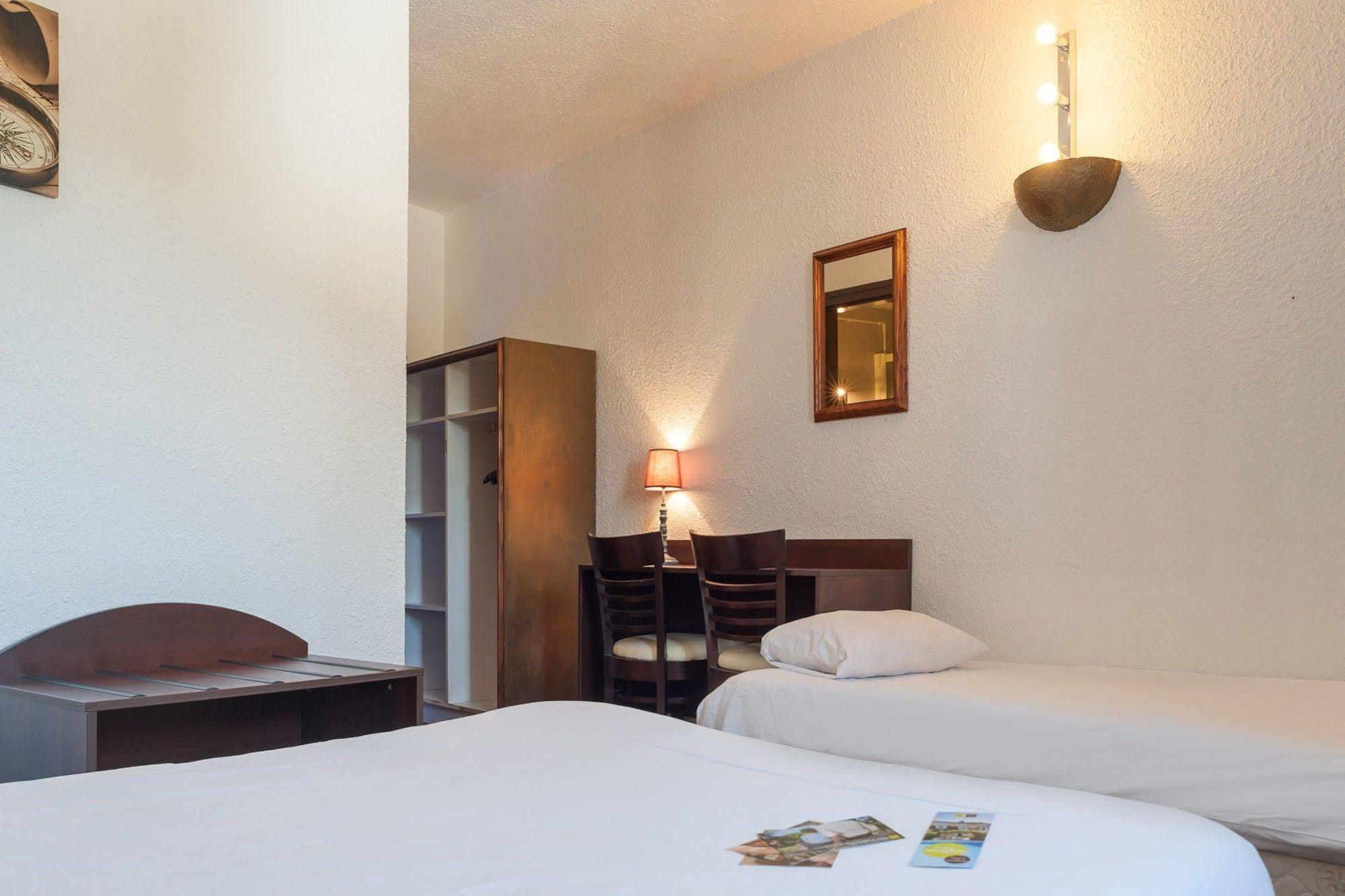 Hotel Le Collonges Fontaines-sur-Saone Exterior foto
